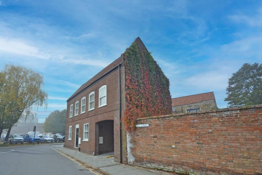 St Nicholas Corner - A New Unique Town Centre Home King's Lynn Buitenkant foto